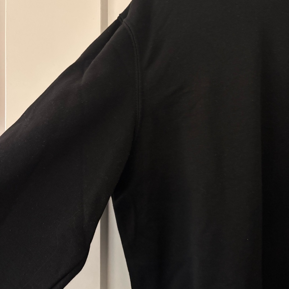 H&M Black Hoodie - Picture 4 of 8